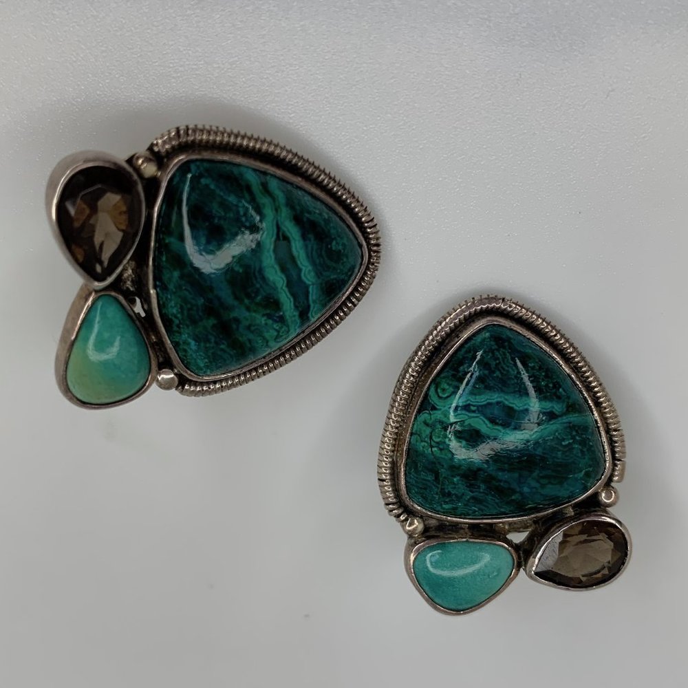 Echo of the Dreamer/Mars & Valentine Clip Earrings